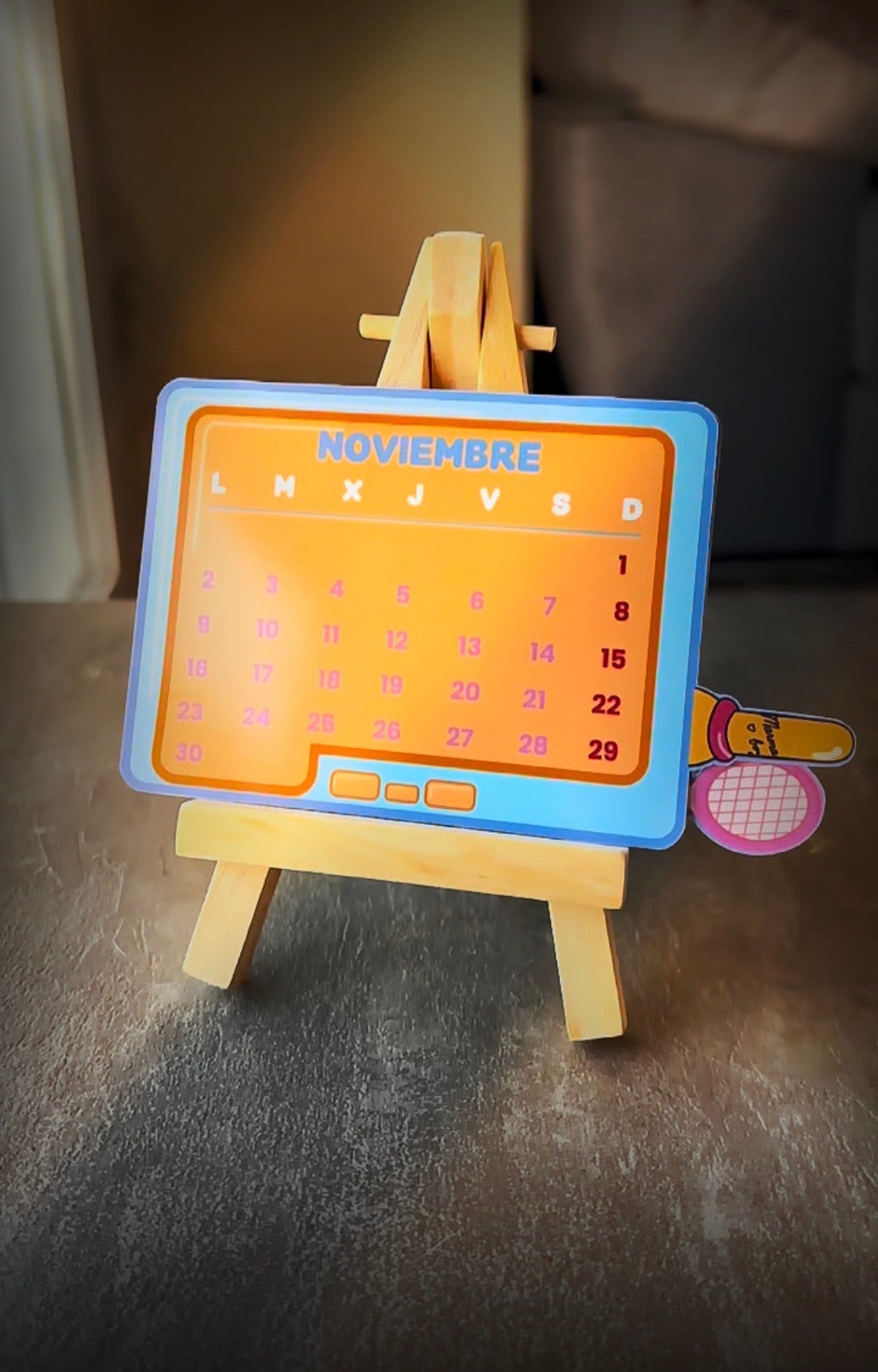 Calendario en caballete inspirado en Marmalade Boy